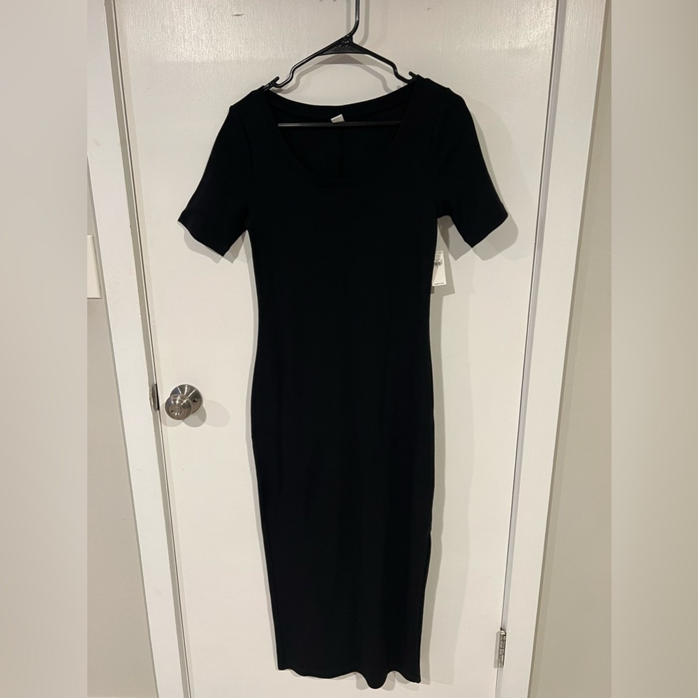 Black fitted dress